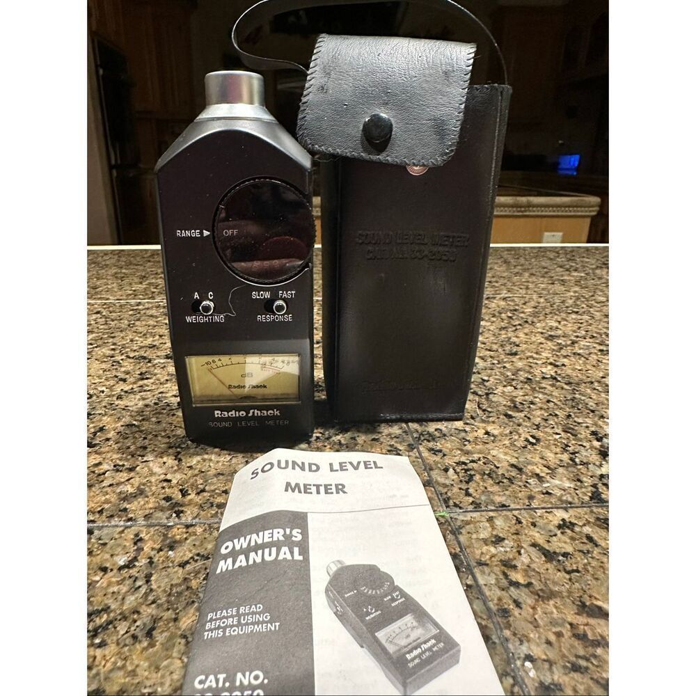 Radio Shack Sound Level Meter. Model 33-2050